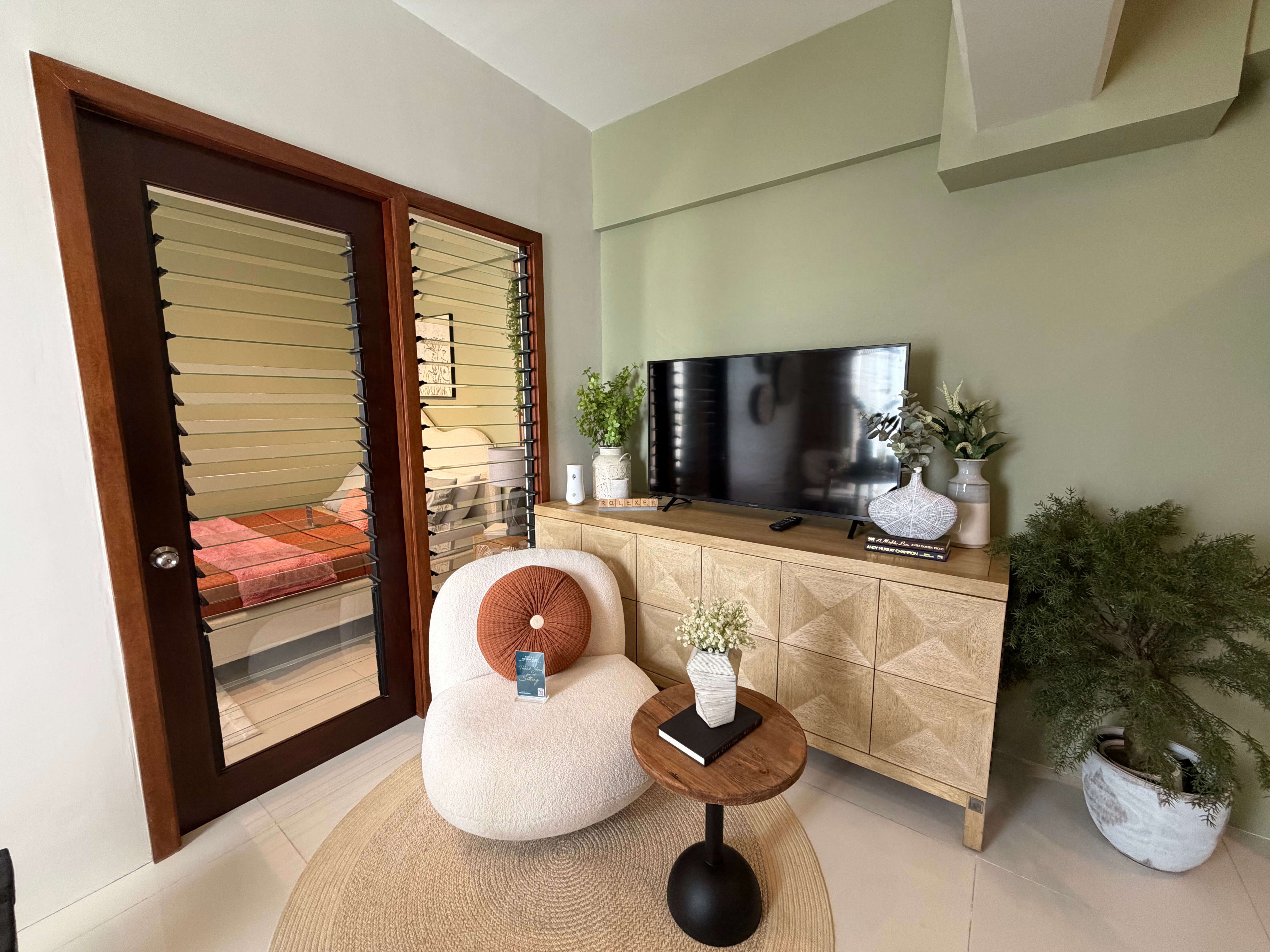 Royal-Oceancrest-Mactan-Interior